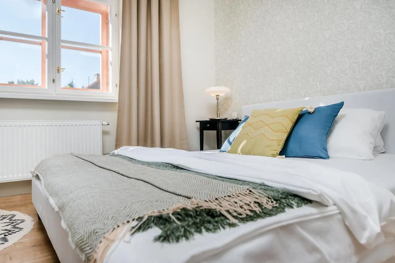 Prague Days - Bright Apartments - Fast Wifi - Quiet Area 0*,  Czechy